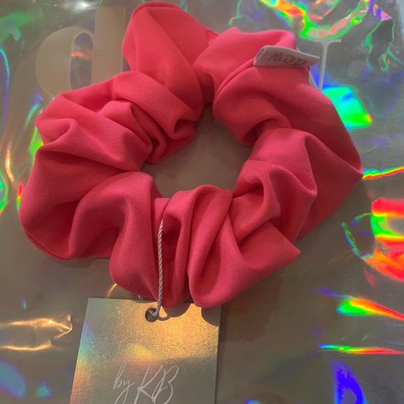 RARE KB Dew Edit Kelly Kapowski II Scrunchie - Picture 4 of 8